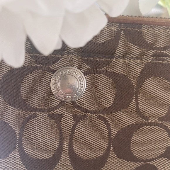 Authentic Coach Wallet - Picture 8 of 8